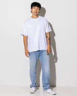 555 Relaxed Straight Jeans