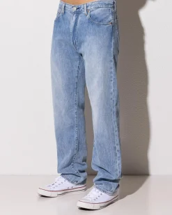555 Relaxed Straight Jeans