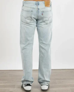 555 Relaxed Straight Jeans