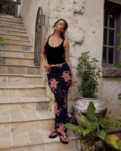 Basic V Neck Tank Top