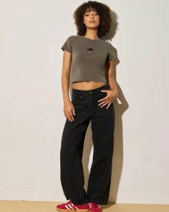 Bed of Roses Mini Tee