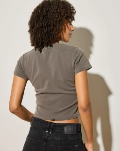 Bed of Roses Mini Tee