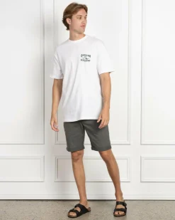 Boardshort Arch T-Shirt