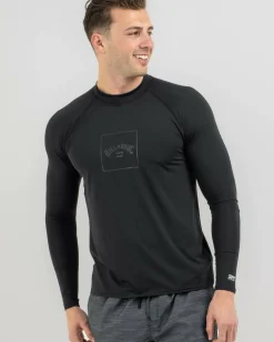 Boxed Arch Long Sleeve Wetshirt