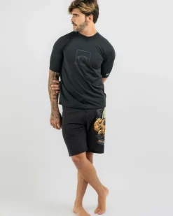 Boxed Arch Short Sleeve Wetshirt