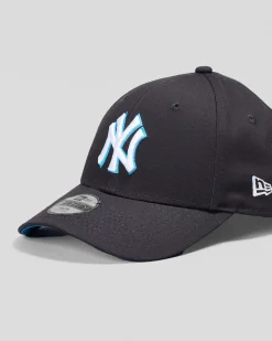 Boys' 940 New York Yankees Cap