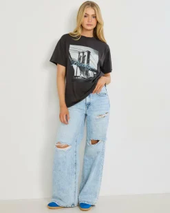 Brooklyn Oversized T-Shirt