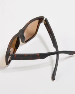 Castaway Polarised Sunglasses