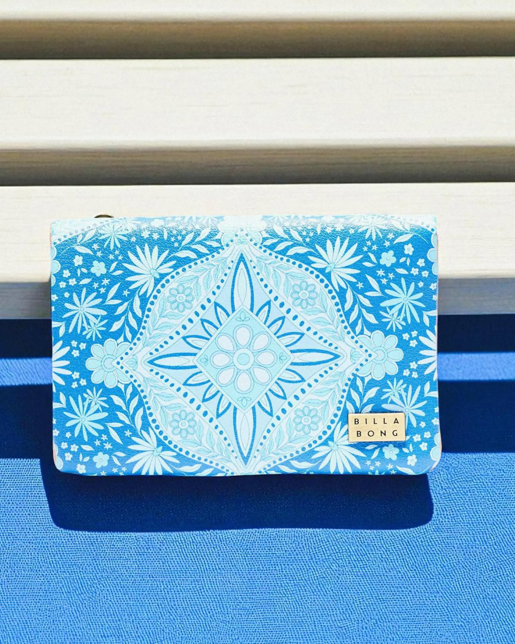 CB Just For You Kirra Wallet