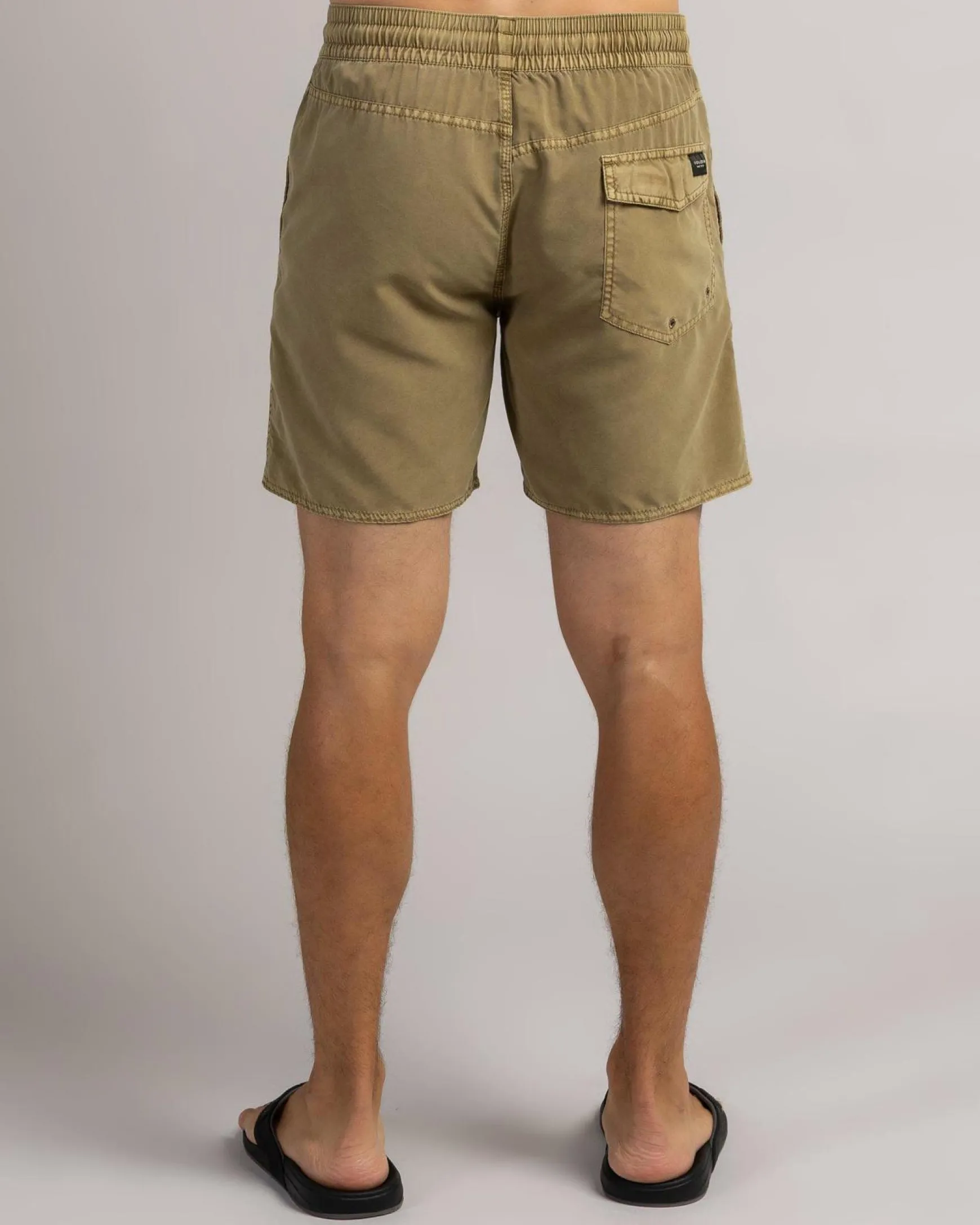 Center Trunk 17" Board Shorts