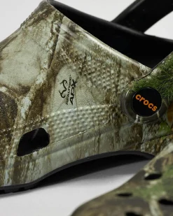 Classic Realtree Camo Clogs
