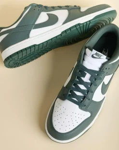 Dunk Low Retro Shoes