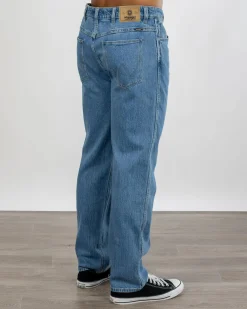 Easy Straight Jeans