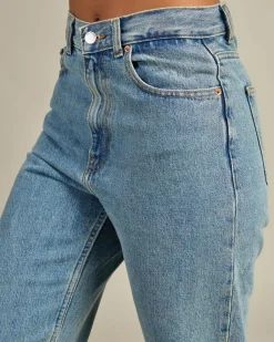 Echo High Straight Jeans