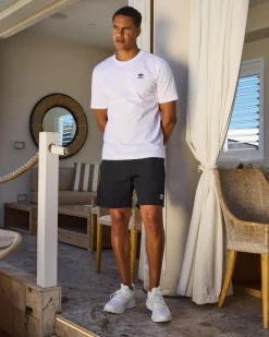 Essential Woven Shorts