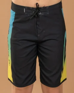 Everyday Holmes Yth 17