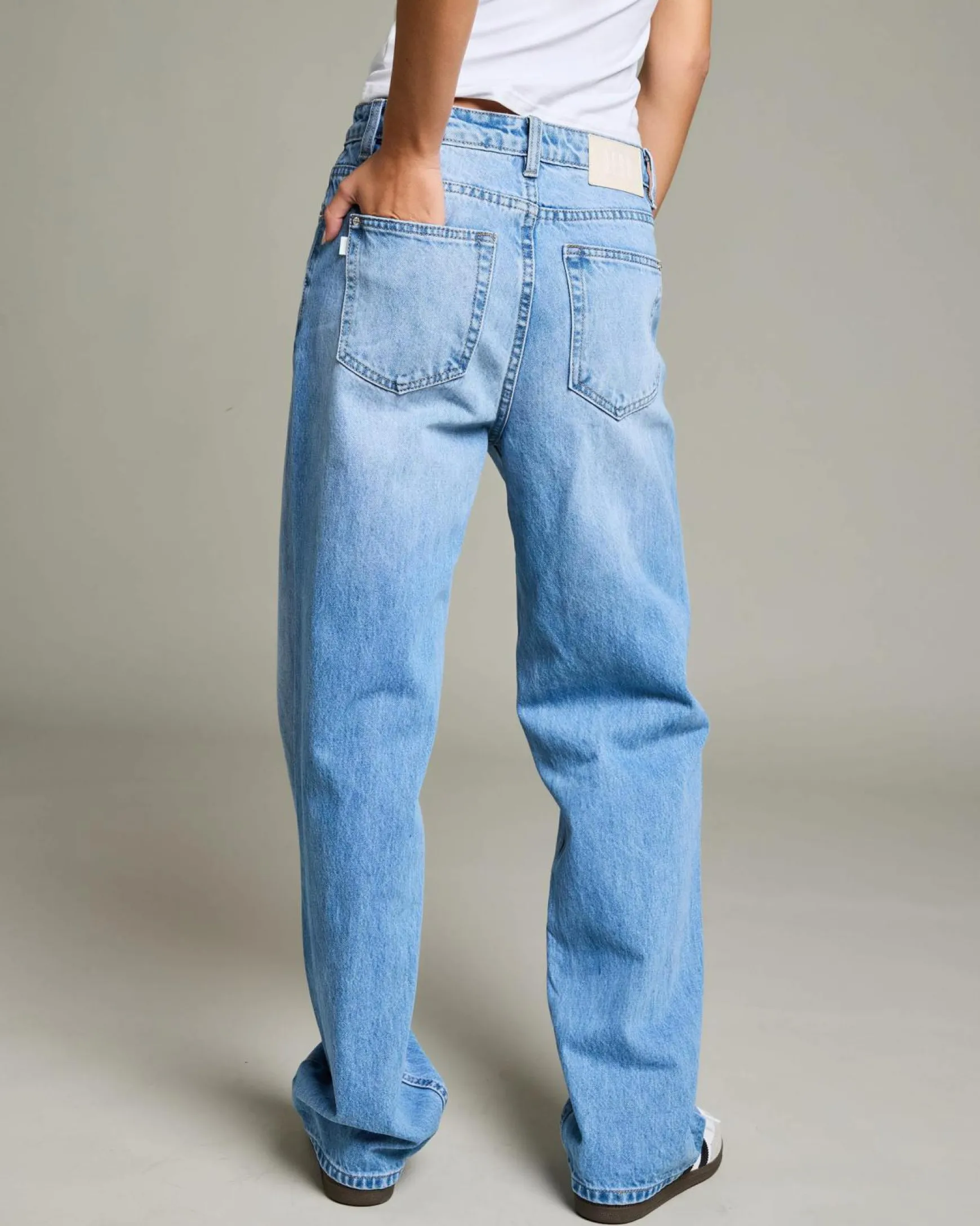 Frankie Mom Jeans