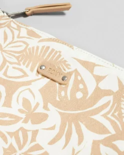 Ginger Root Makeup Case