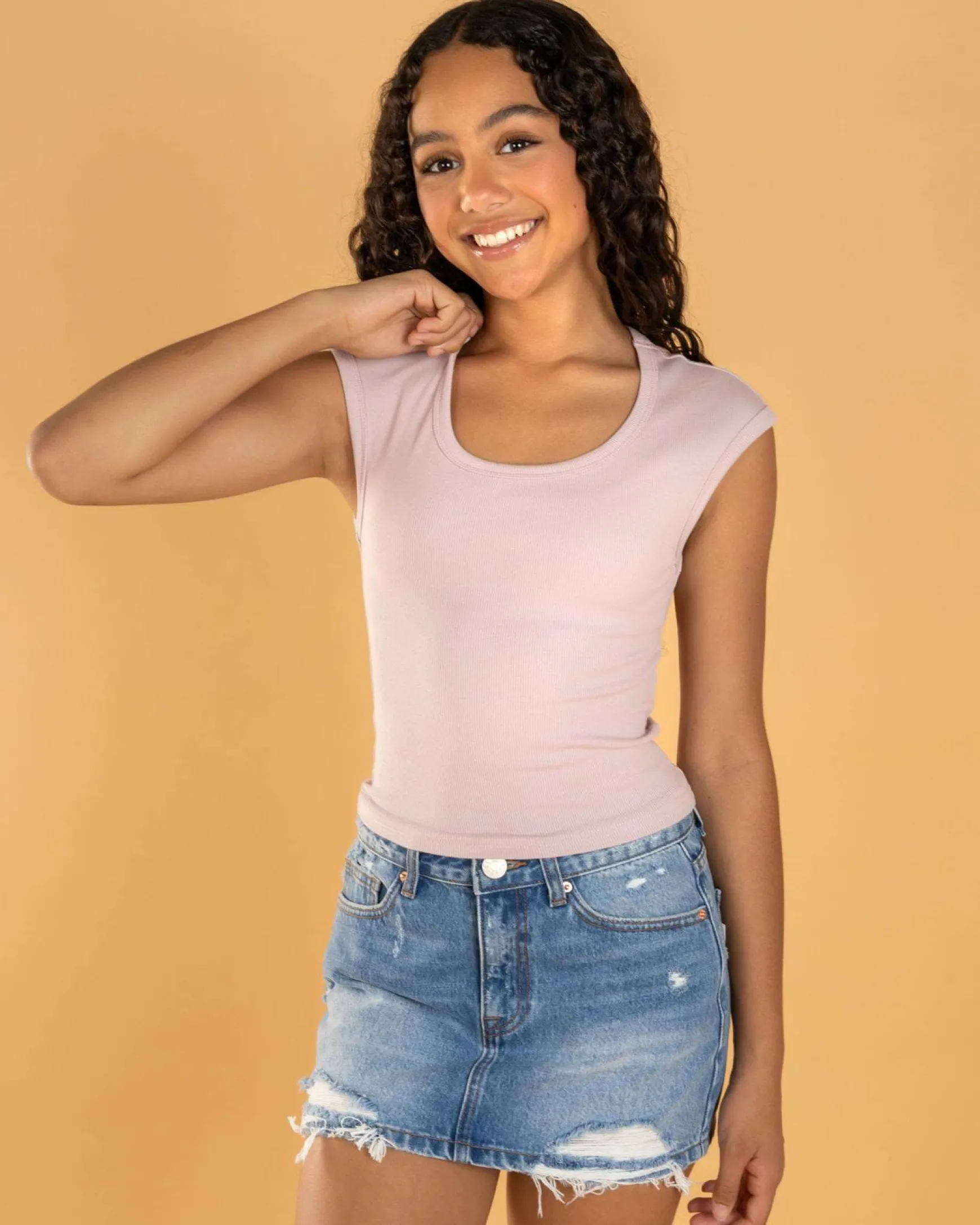 Girls' Basic Rib Scoop Neck Tee