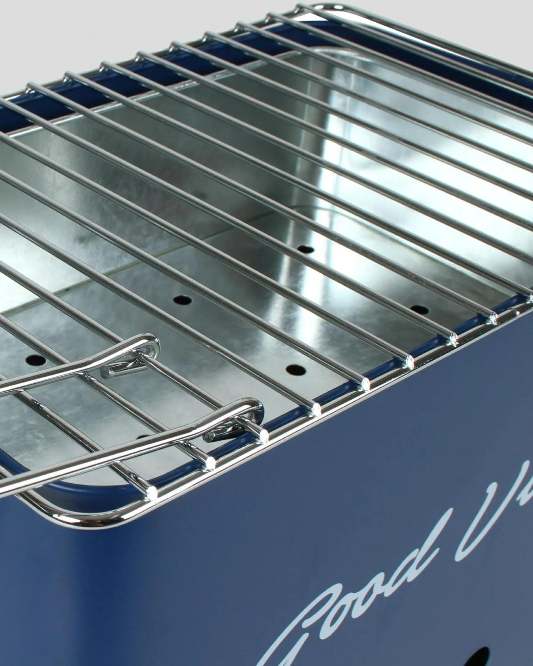 Hamptons Charcoal Portable Beach BBQ