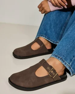 Jasper Slide Sandals
