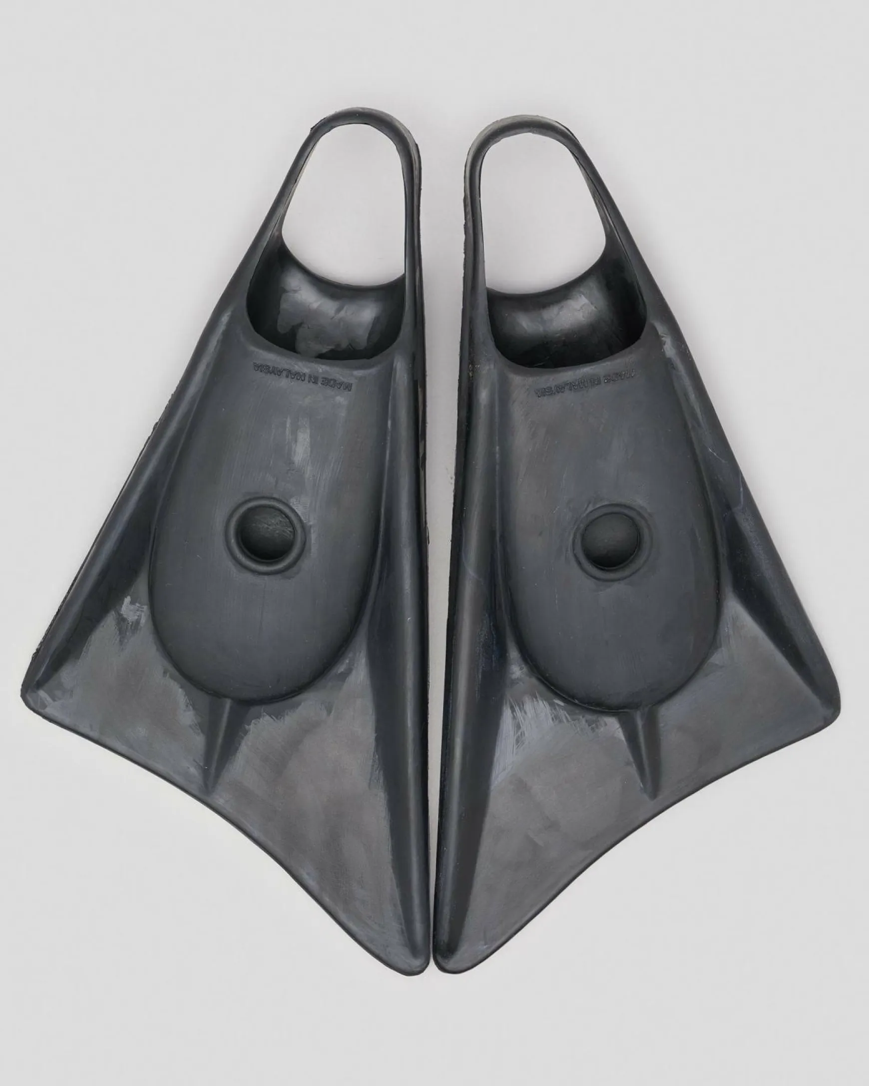 Joe Clarke All Black Fins