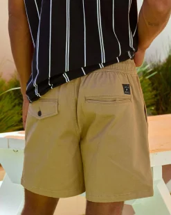 Lever Elastic Waist Shorts