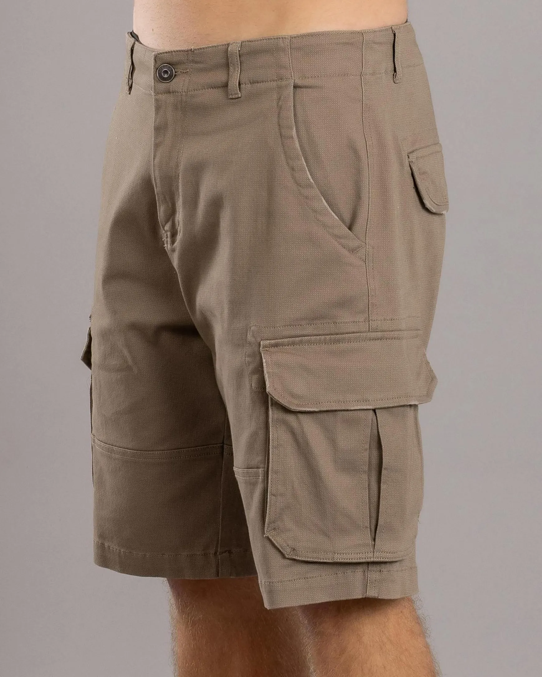 Limit Cargo Walk Shorts