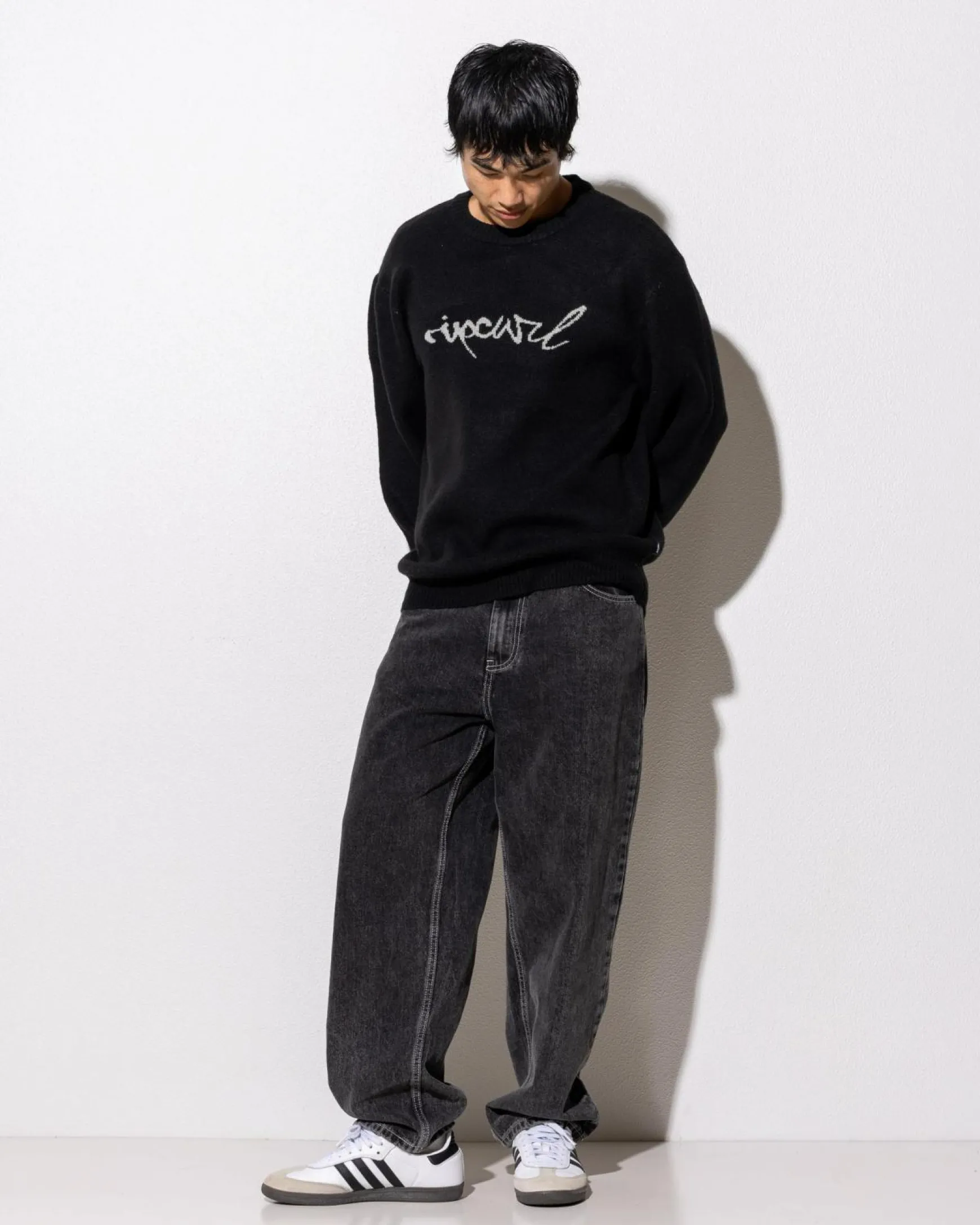 Medina Script Crew Knit Sweatshirt