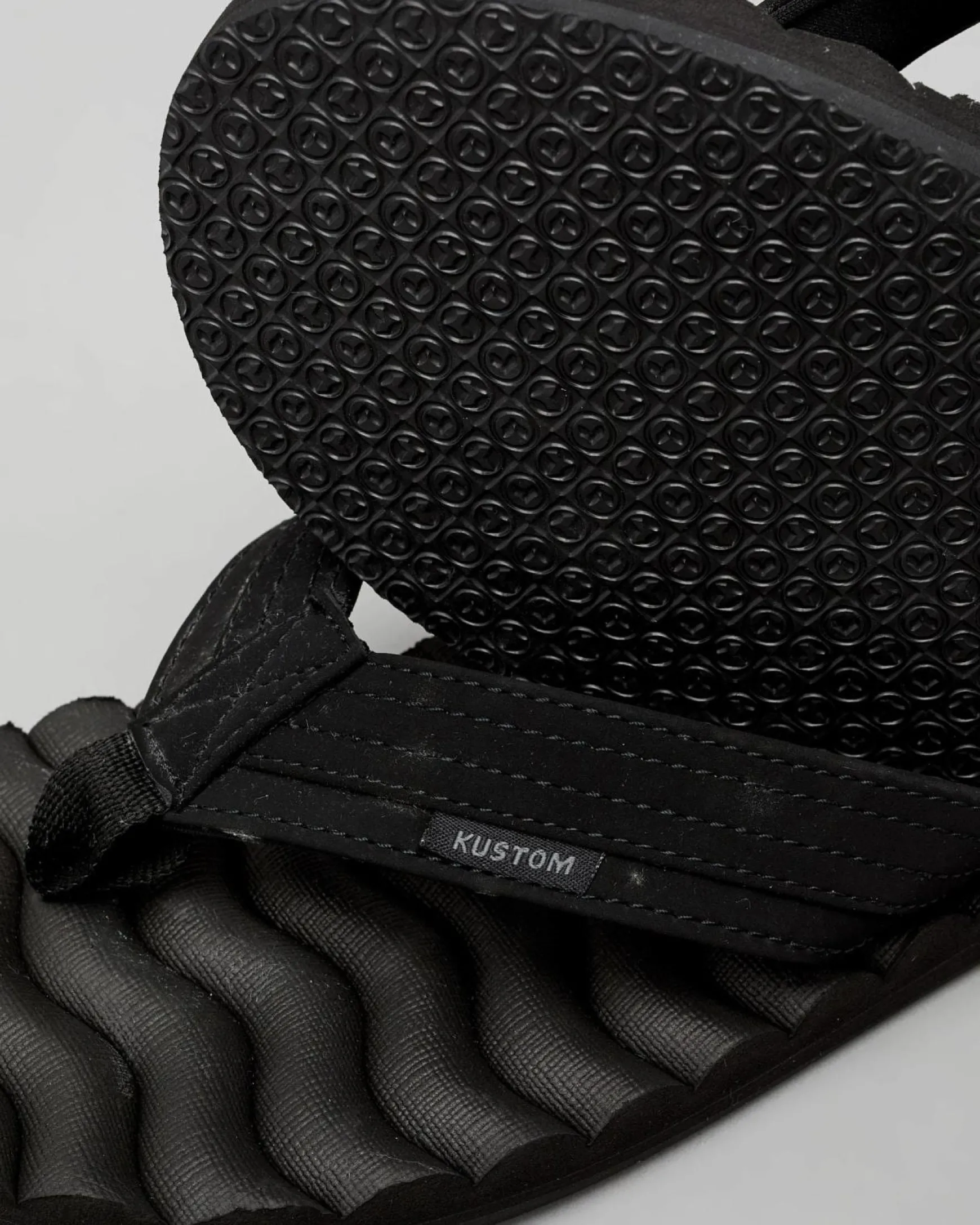 Mens' Hummer III Thongs