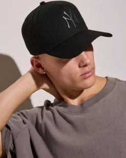 New York Yankees 9Forty A-Frame Snapback Cap