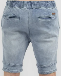 Promenade Walk Shorts