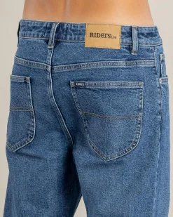 R4 Comfort Straight Jeans