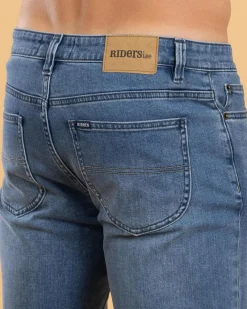 R4 Taper Jeans