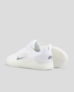 SB Zoom Nyjah 4 Shoes