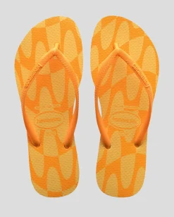 Slim Distorted Wave Thongs