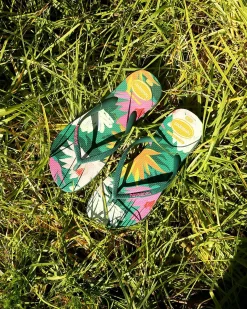 Slim Summer Bliss Thongs