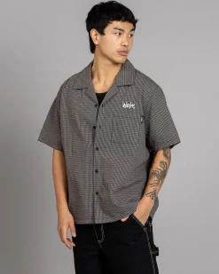 Starter Short Sleeve Shirt