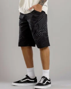 Statement Walk Shorts