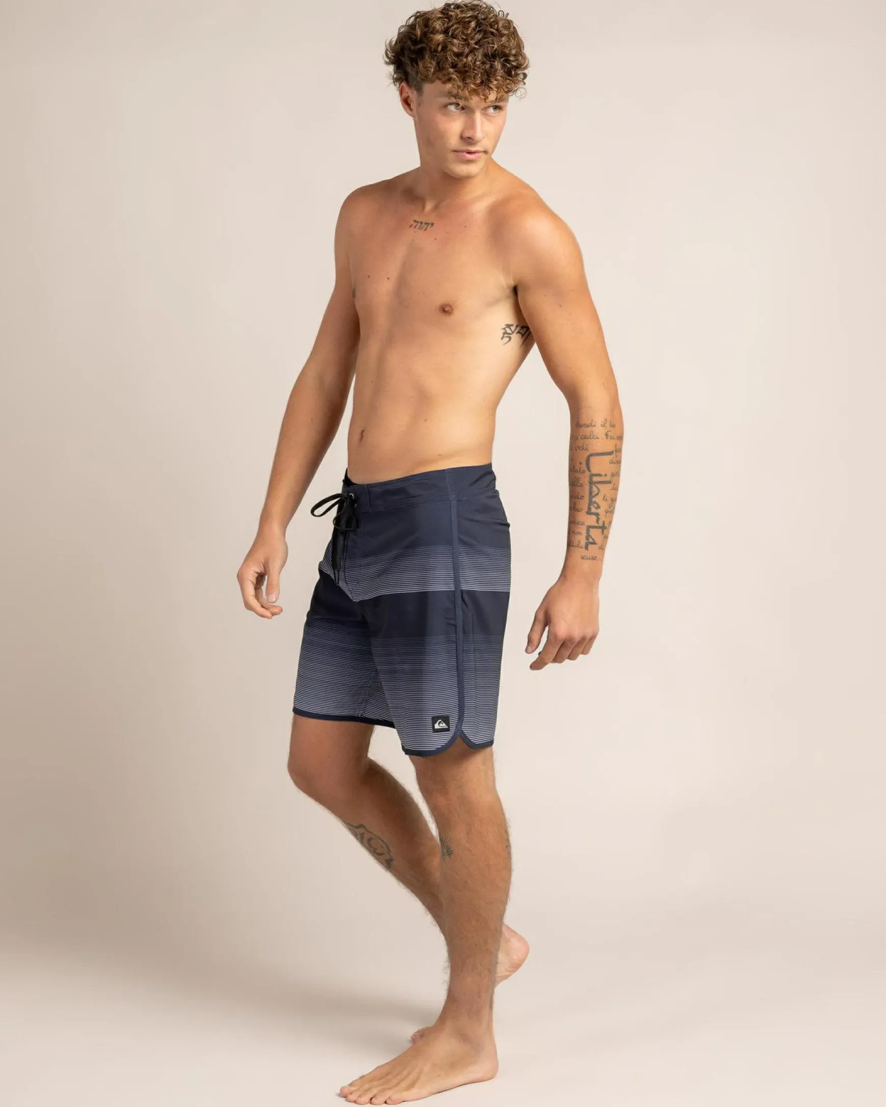 Surfsilk Scallop 18" Board Shorts