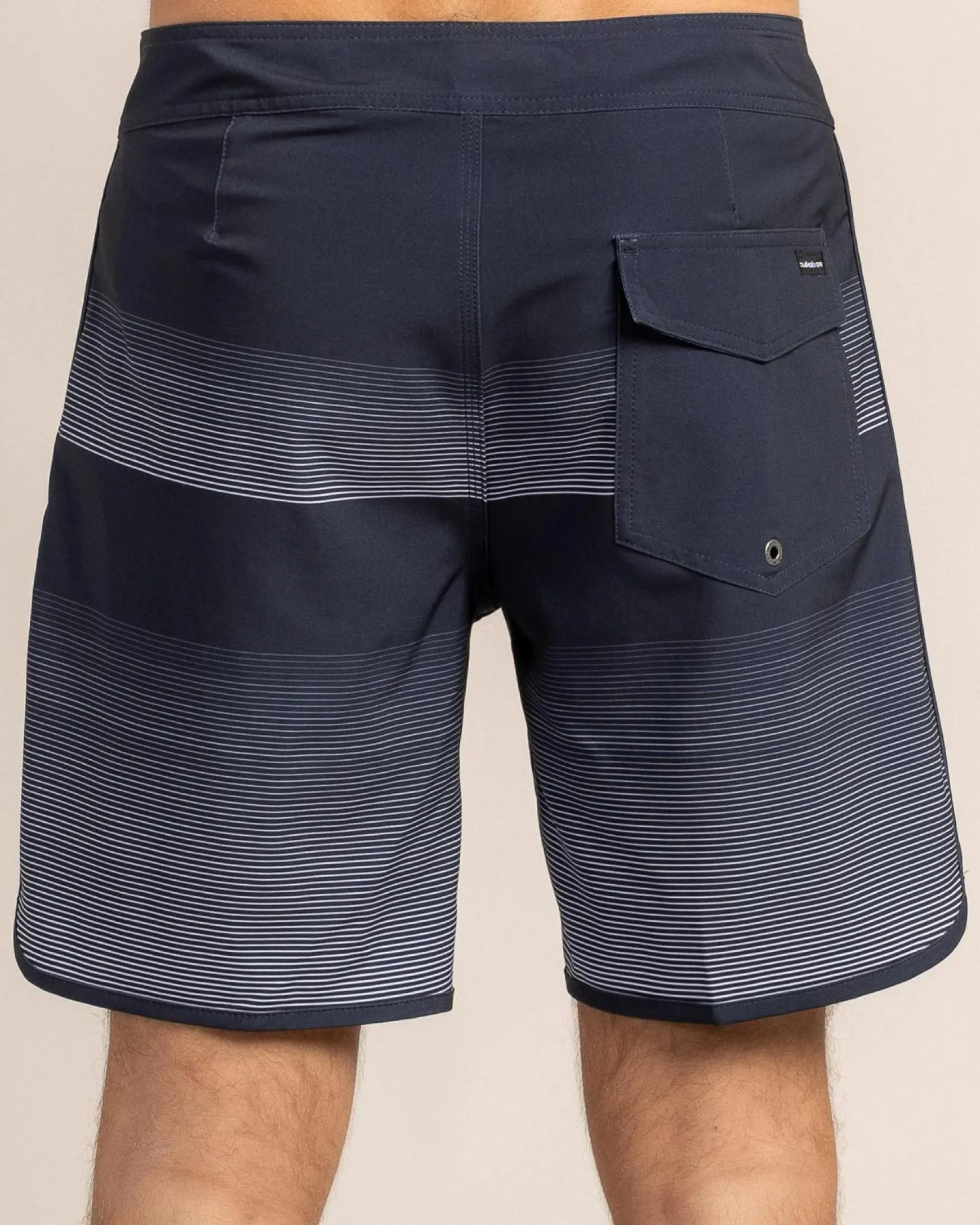 Surfsilk Scallop 18" Board Shorts