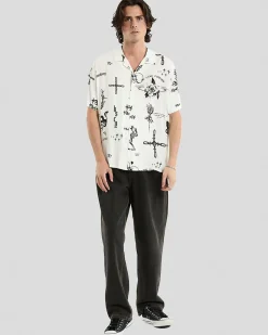 The Kiss Relaxed Resort Short Sleeve Shirt