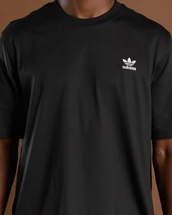 Trefoil Essential T-Shirt