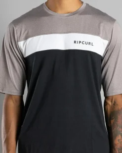 Undertow Short Sleeve Rash Vest