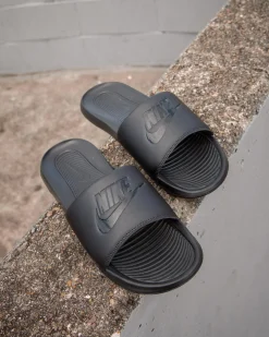 Victori One Slides