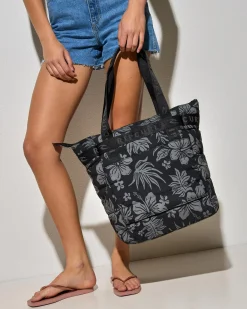 Weekend Travel 26L Tote Bag