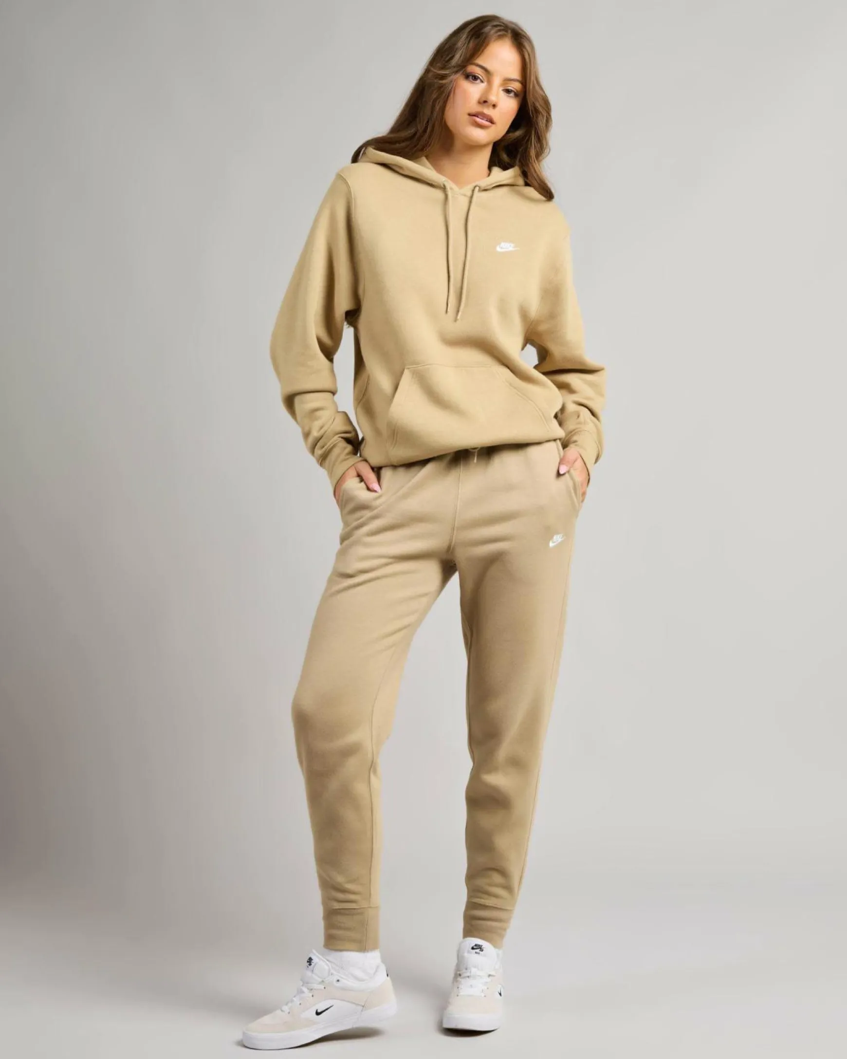 Women's Club Pullover Hoodie