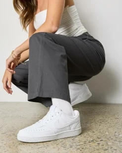 Womens Court Vision Low Next Nature Shoe