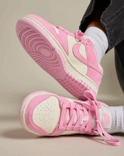 Womens Dunk Low Shoes